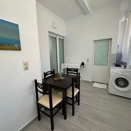 Dadaj Apartments Sarande Bagian luar foto